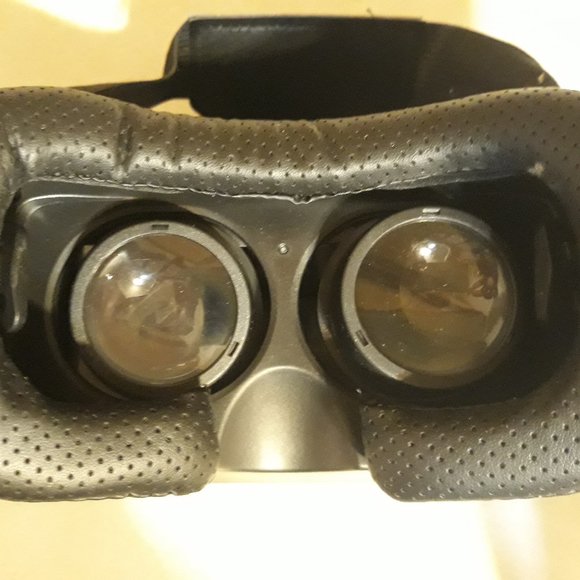 Virtual Headset - Picture 2 of 2